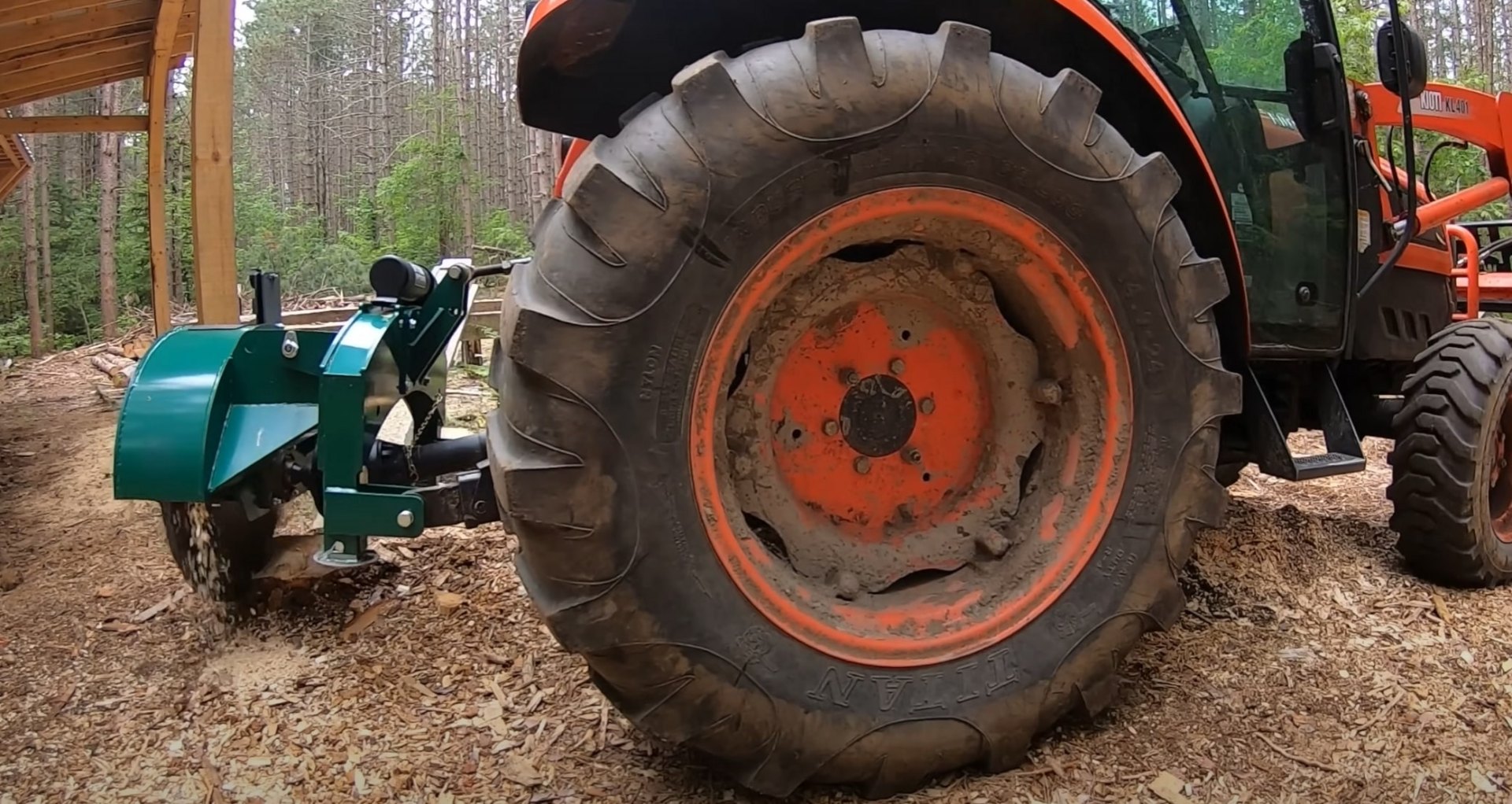 Professional-grade equipment for efficient stump grinding and land clearing Heavy machinery used for professional stump grinding and tree service work